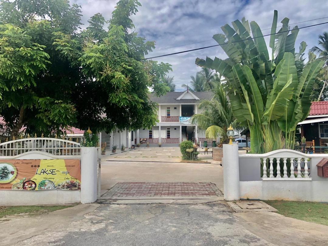 Lakse Inn Homestay Kampong Pengkalan Maras Экстерьер фото
