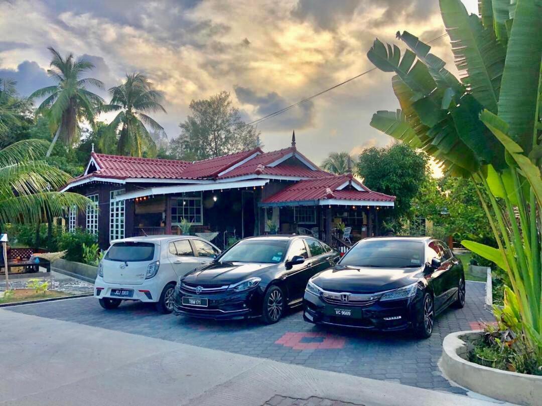Lakse Inn Homestay Kampong Pengkalan Maras Экстерьер фото
