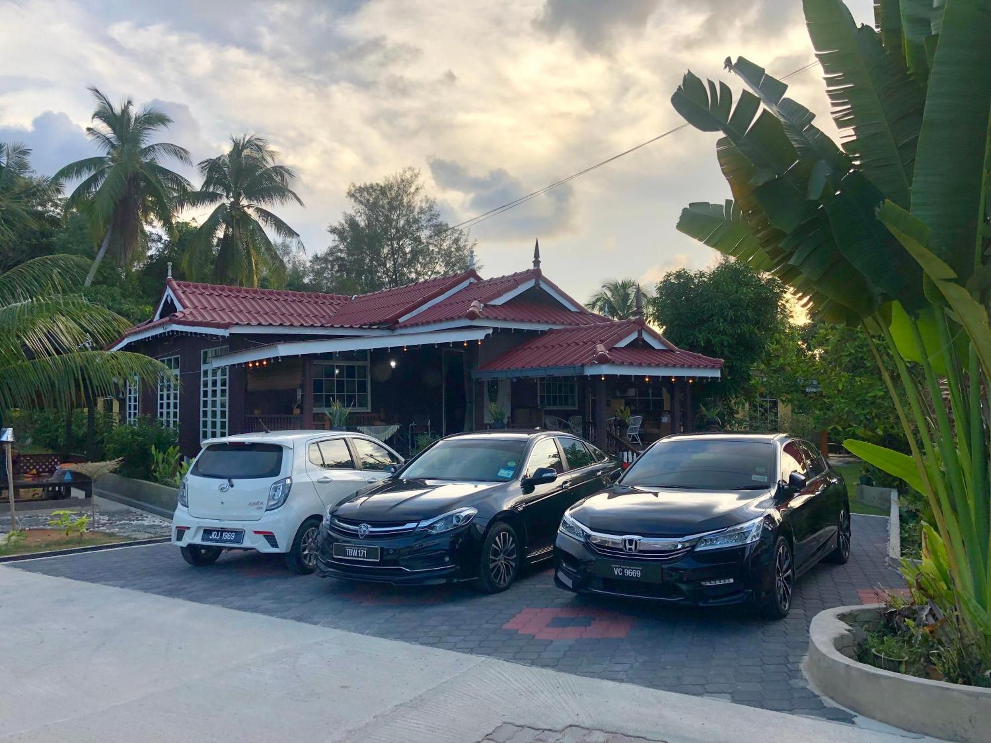 Lakse Inn Homestay Kampong Pengkalan Maras Экстерьер фото